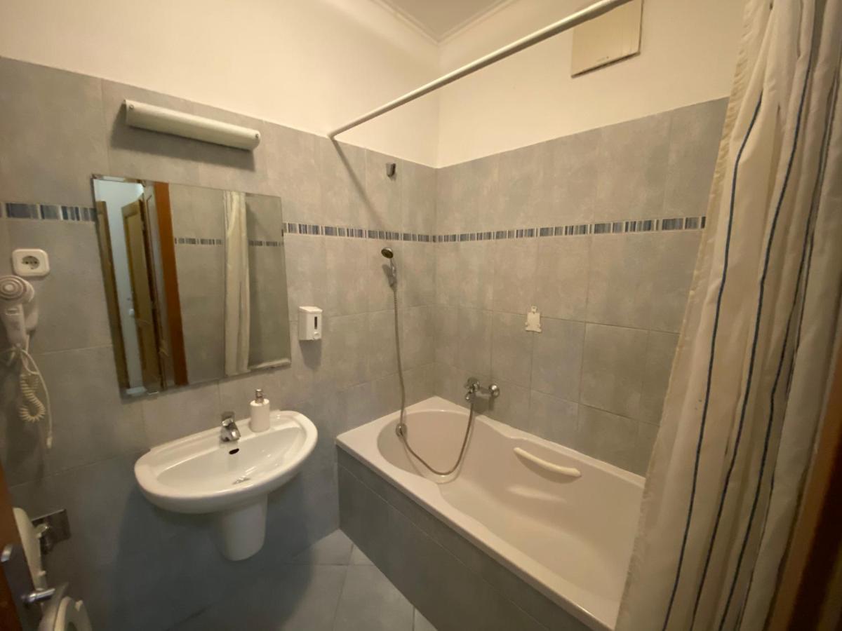 Gozsdu Apartment - Eszterhaz Budapest Luaran gambar